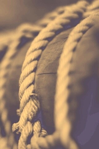 Веревка намотана на мачту обои