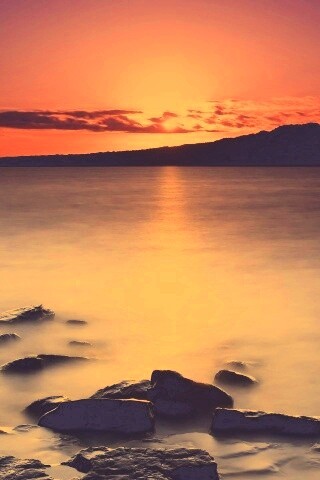 Восход над озером обои