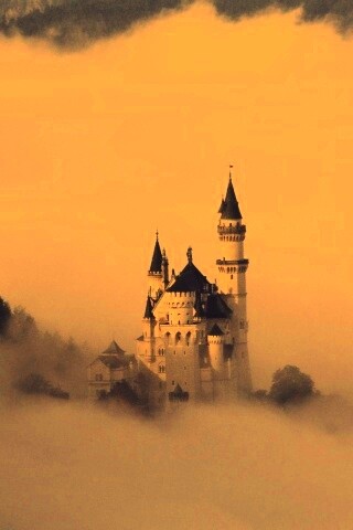 Замок Нойшванштайн обои