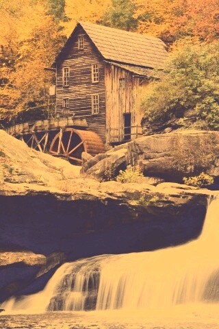 Дом, водяное колесо и водопад обои