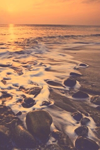 Каменистый берег обои