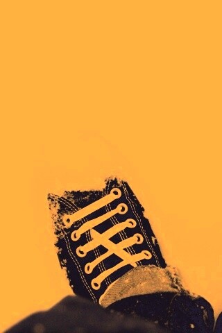 Дурак зимой в кедах обои