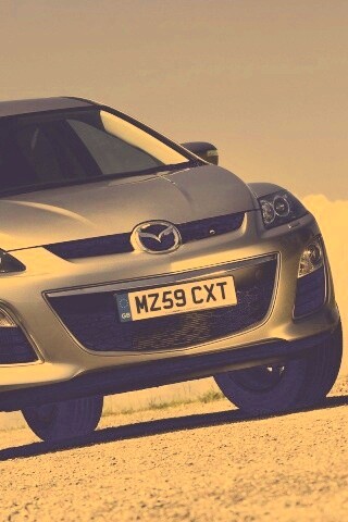 Кроссовер Mazda обои