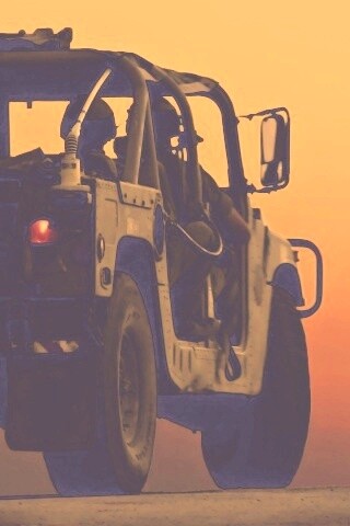 Военный Hammer обои