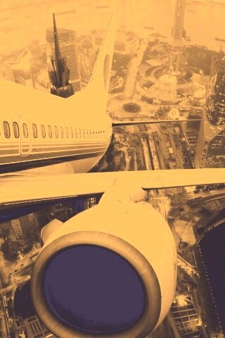 Взлет над городом обои