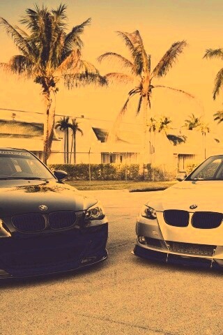 Чёрный и серебристый BMW обои