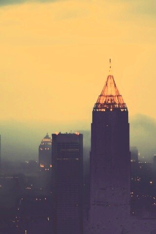 Небоскребы в тумане обои
