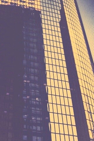 Стеклянная стена небоскреба обои