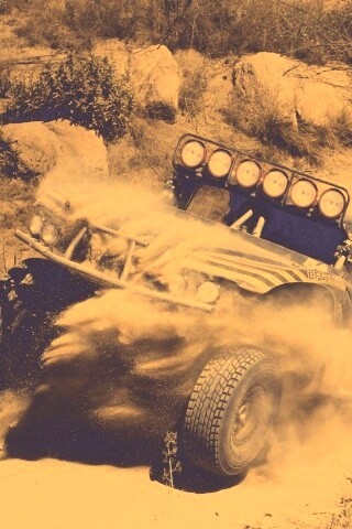 Раллийный внедорожник обои