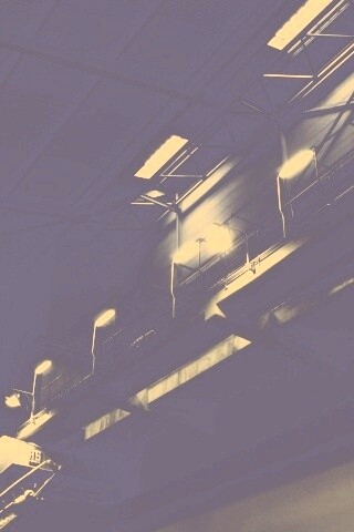 Платформа ночью обои