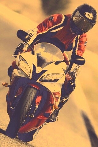 Мотоциклист на спортбайке обои