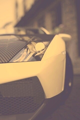 Lamborghini с карбоновым багажником обои