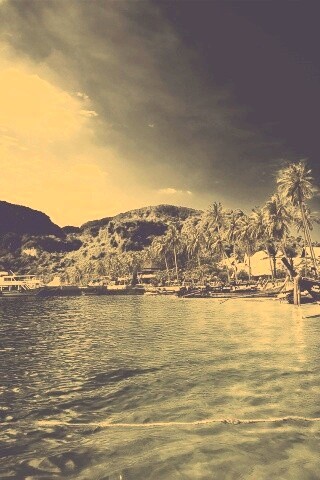 Призрачный пляж обои