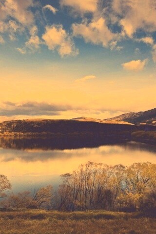 Живописное озеро обои