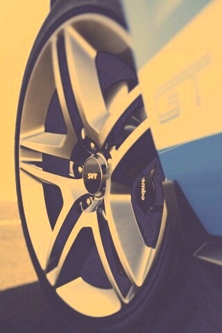 Колесо спорткара обои