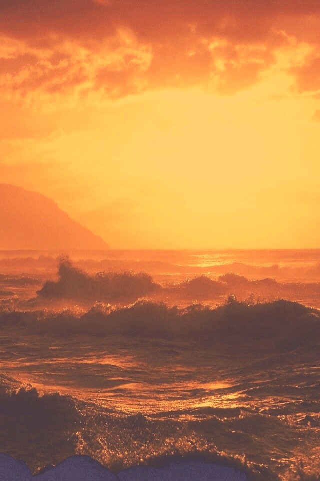 Волны на закате обои