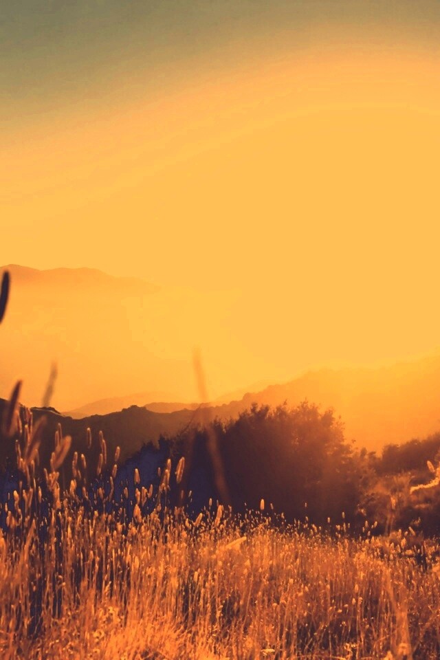 Восход над холмами обои