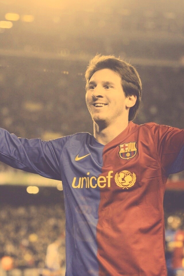 Месси на поле обои