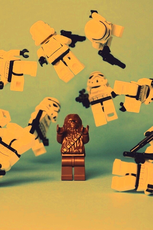 Чубака раскидывает имперских штурмовиков обои