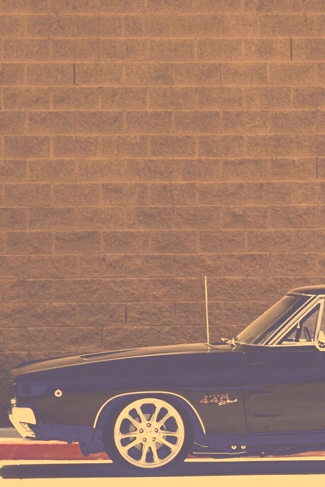Черный Додж у стены обои