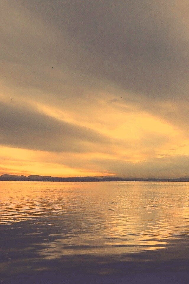 Живописное озеро обои