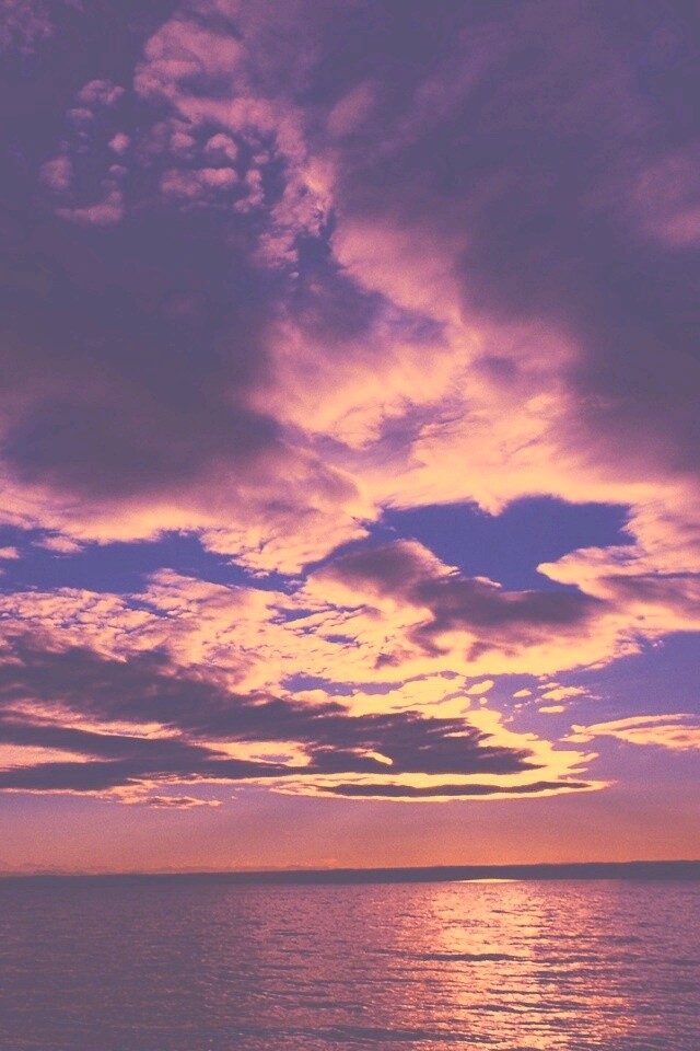 Фиолетовое закатное небо обои