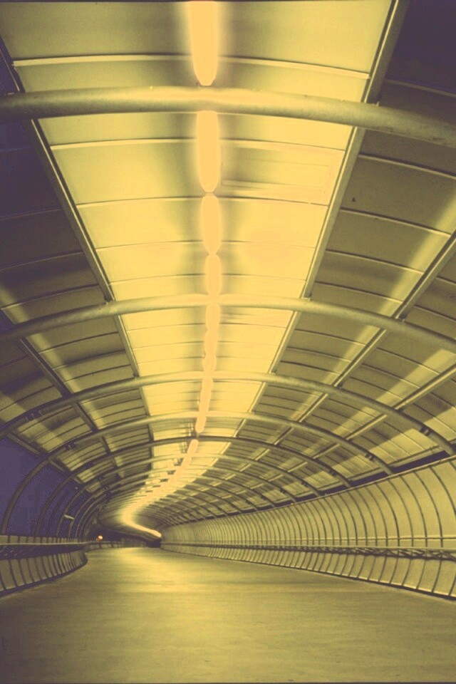 Пешеходный тоннель обои