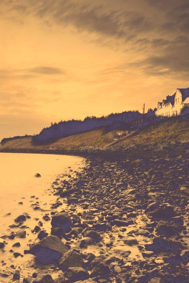 Дом у озера обои