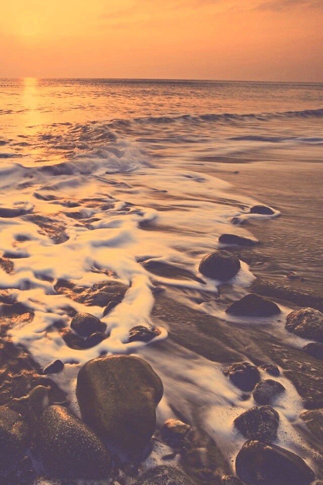 Каменистый берег обои