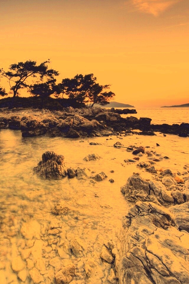 Каменный остров обои