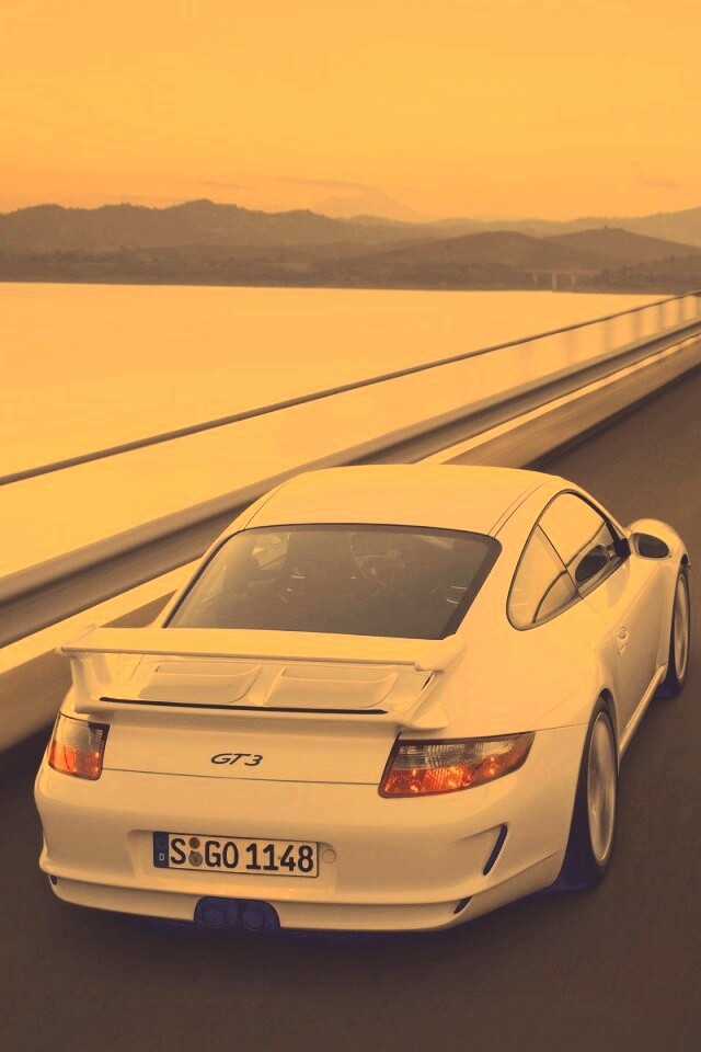 Порше на дамбе обои