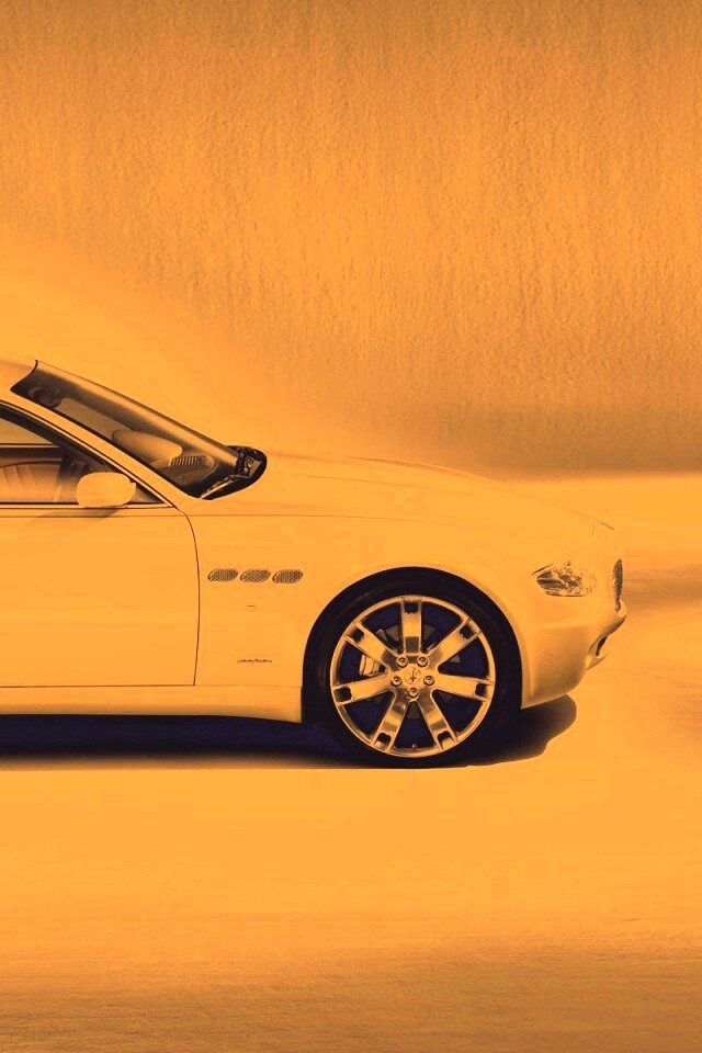 Maserati Quattroporte сбоку обои