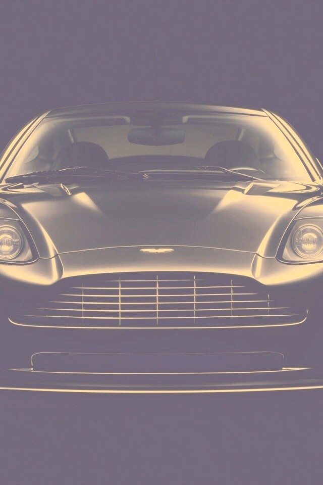 Aston Martin Vanqish обои