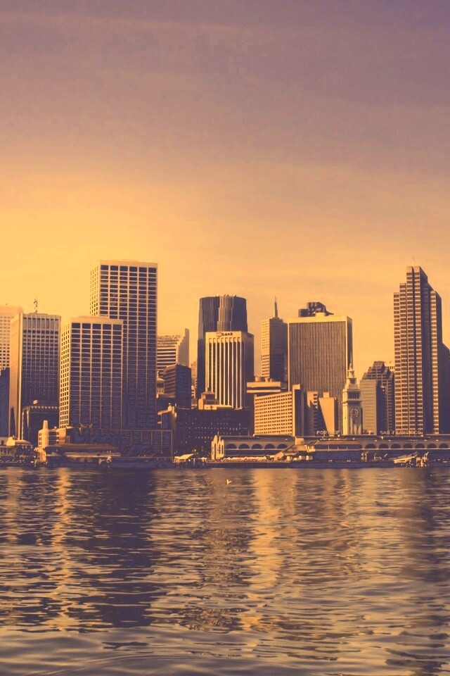 Небоскребы на береговой линии обои