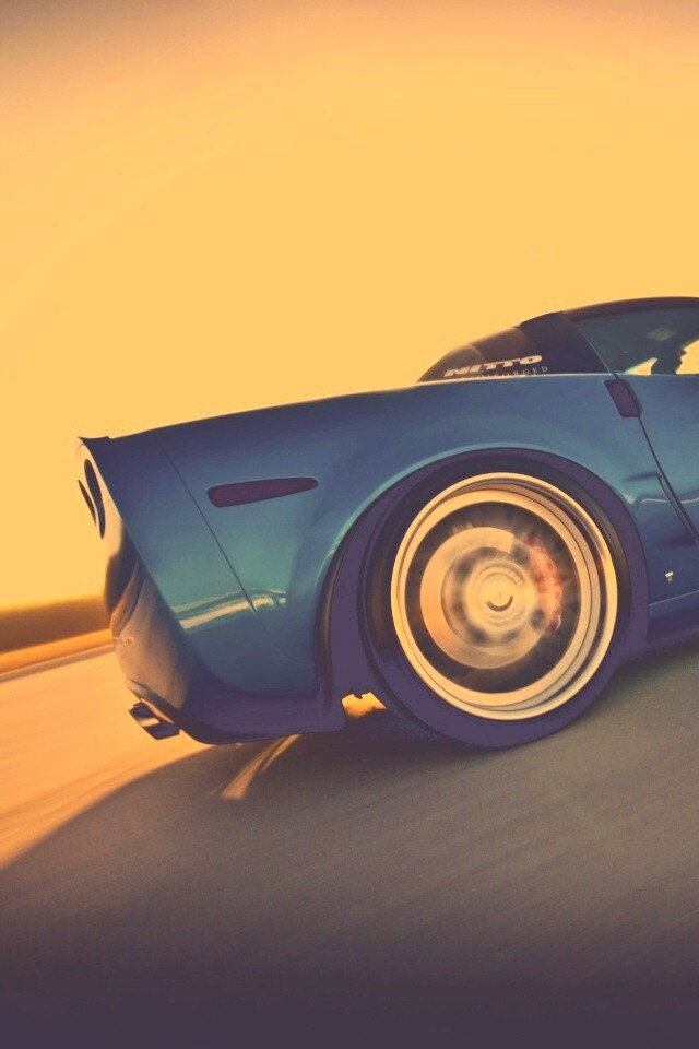 Гоночный спорткар синего цвета обои