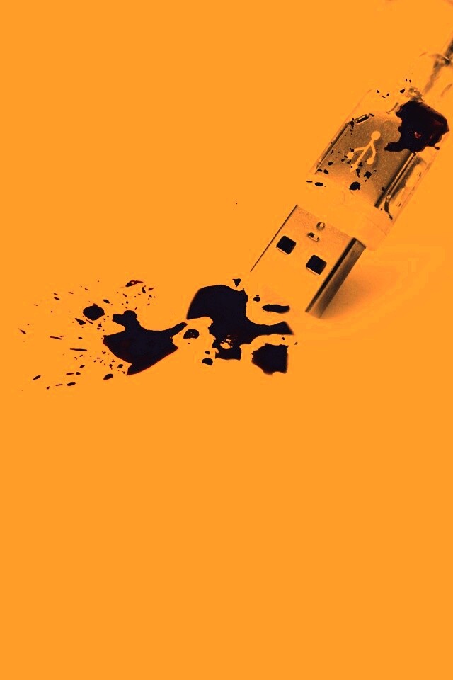 Кровавый usb обои