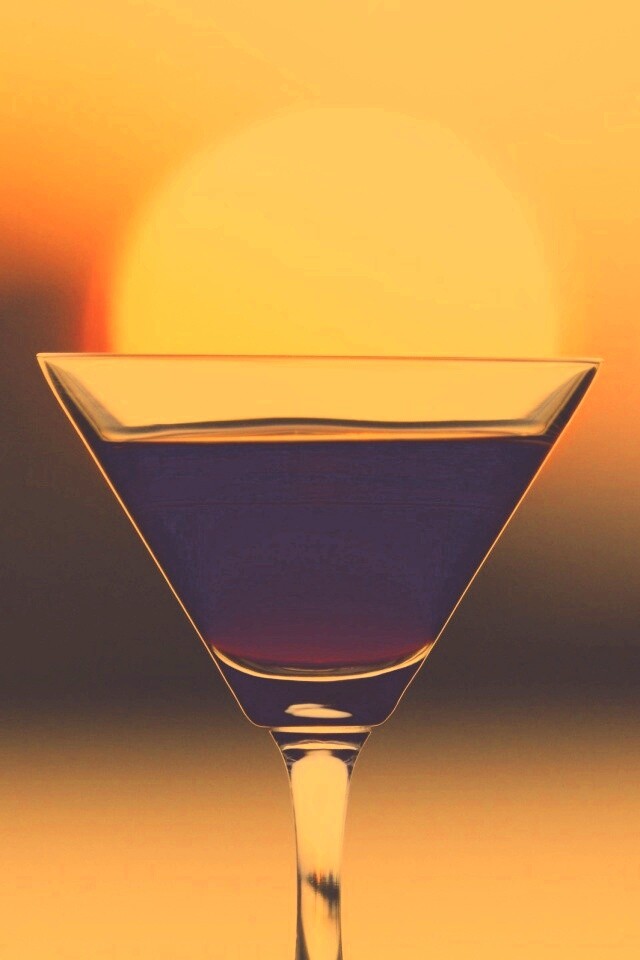 Солнце в бокале обои