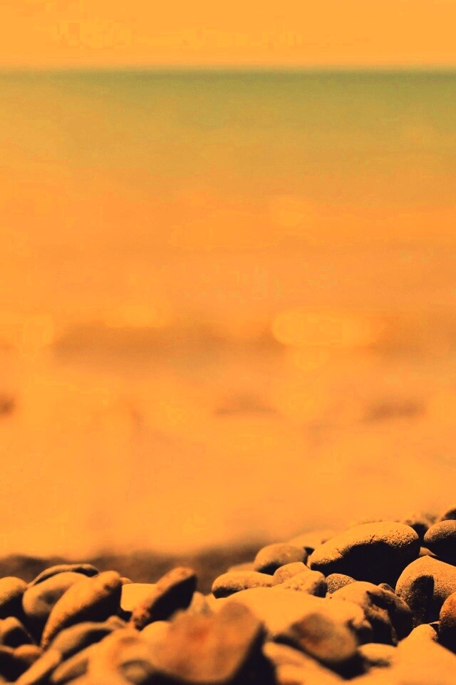 Пляж из гальки обои