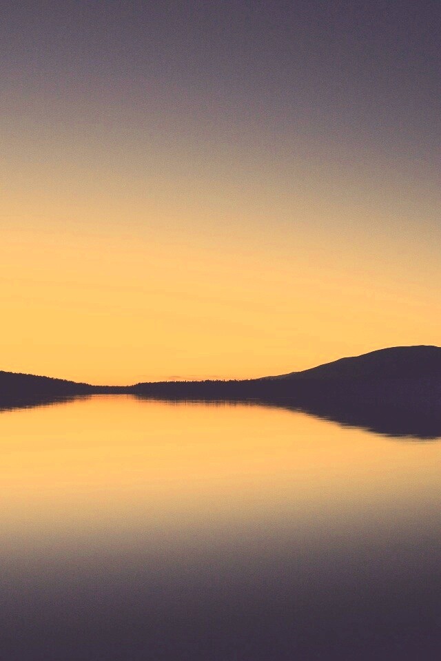 Гладкое озеро обои