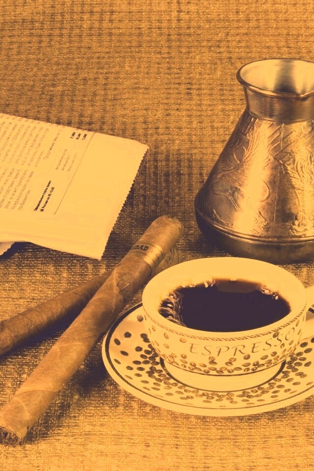 Утренний кофе, газета и сигары обои