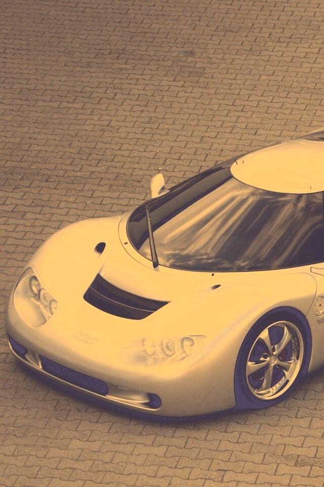 Красивый серебристый спорткар обои