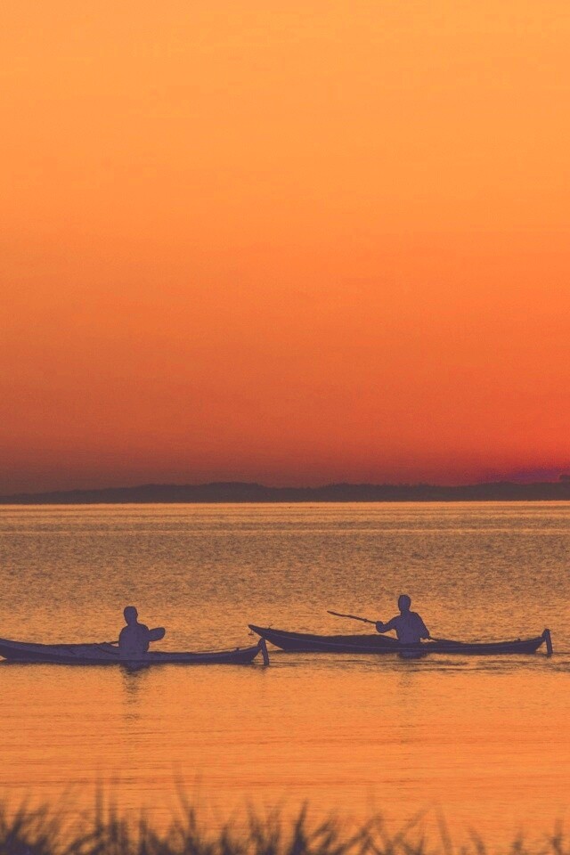 Рыбаки на лодках обои