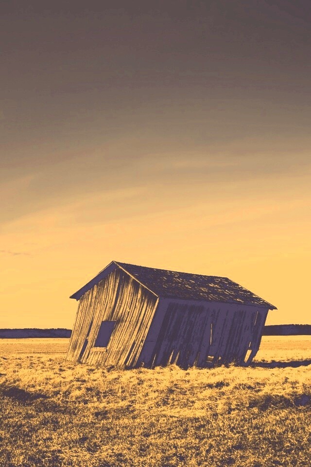 Покосившийся сарай обои