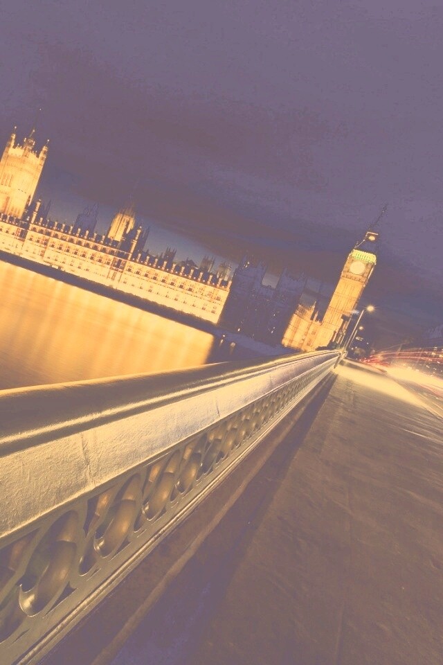 Перила тауэского моста обои