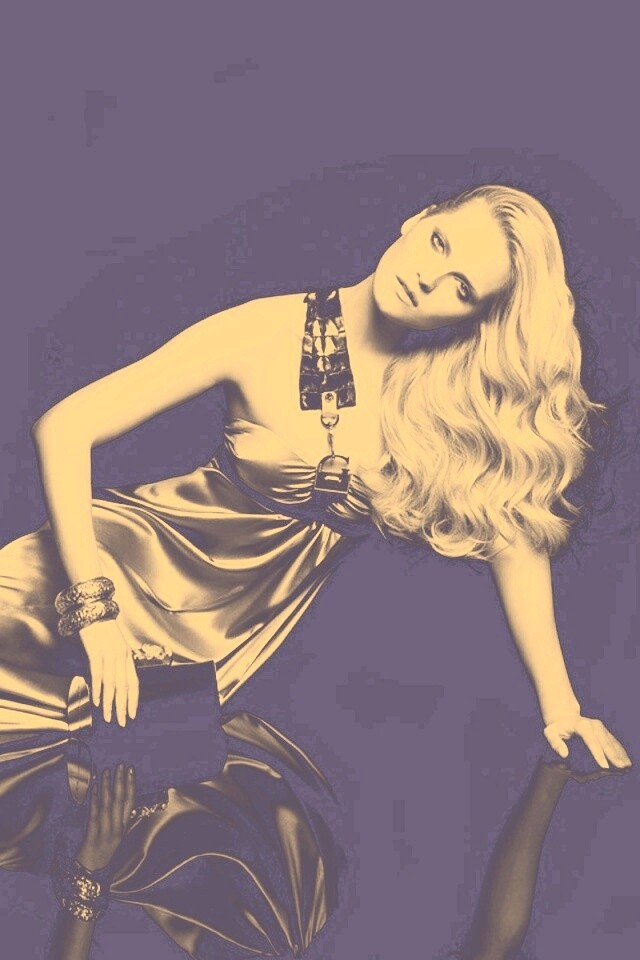 Красотка с пантерой обои