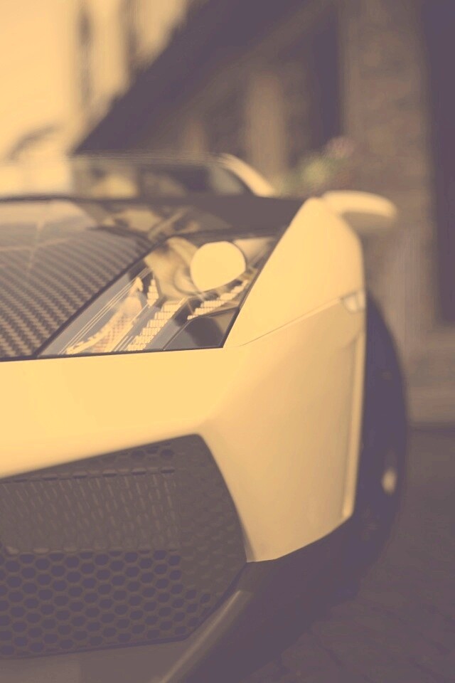 Lamborghini с карбоновым багажником обои