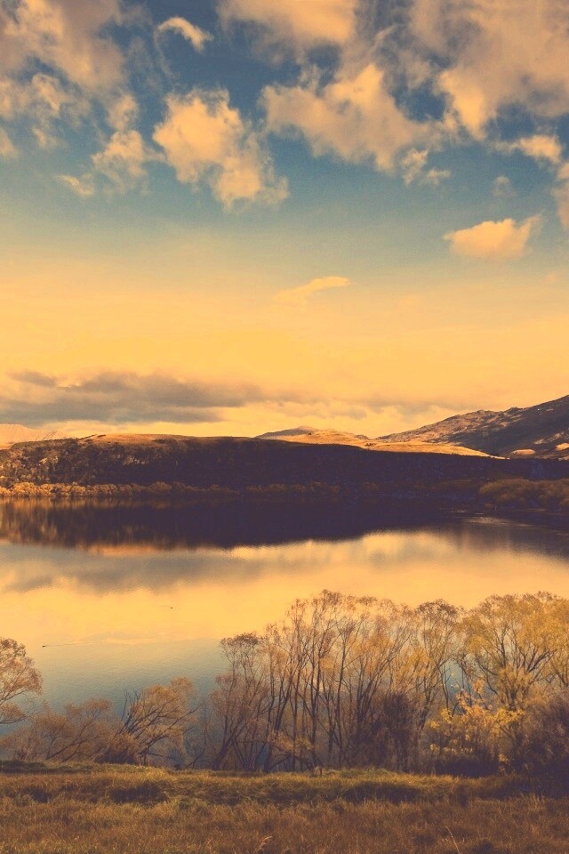 Живописное озеро обои