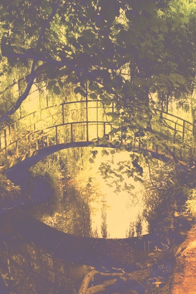 Живописный мостик обои