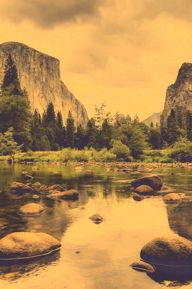 Мелкое русло реки обои