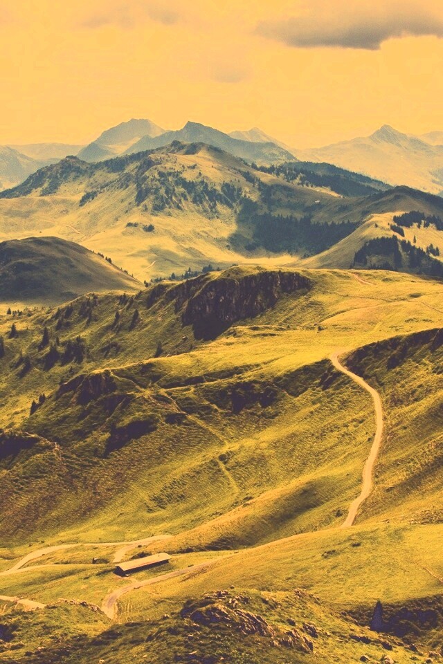 Извилистая горная дорога обои